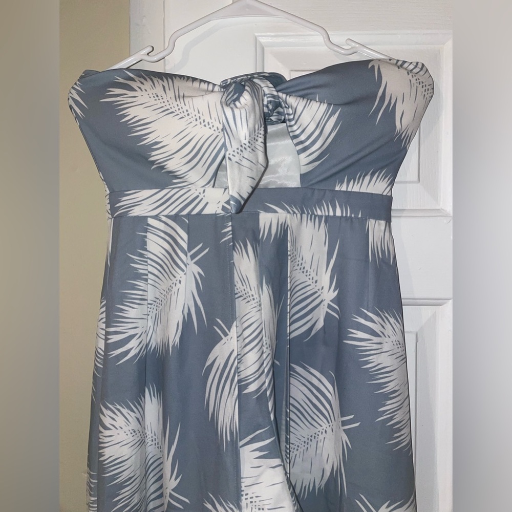 Romper - Picture 2 of 8